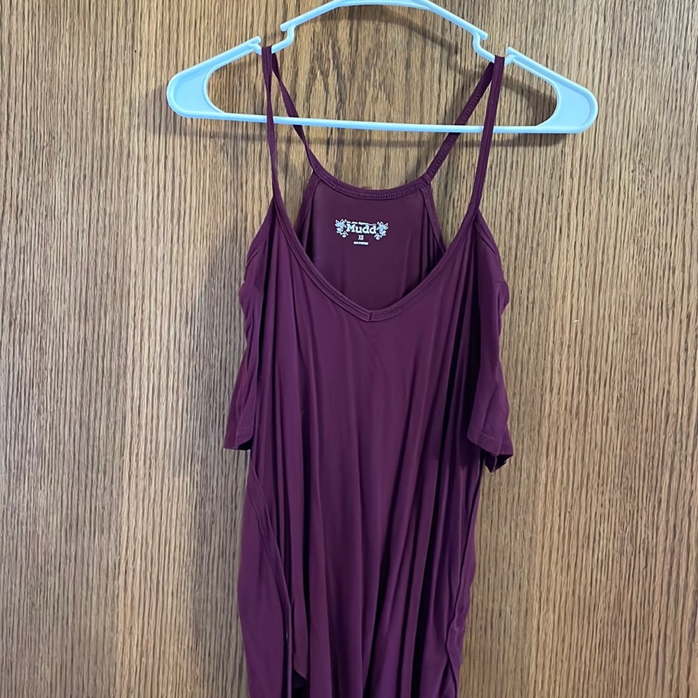 Open shoulder woman’s shirt